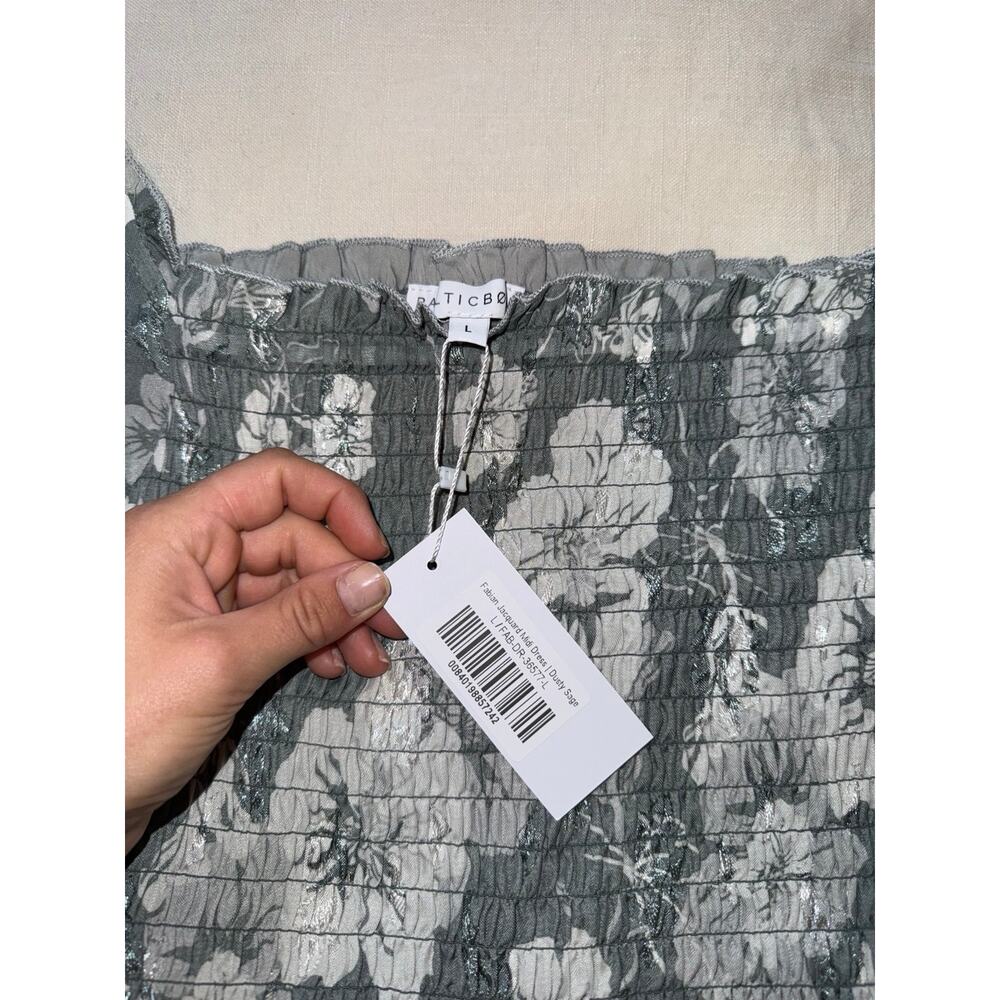 Baltic Born Fabian Jacquard Floral Midi Dress Sage Size Large NWT - Picture 6 of 6